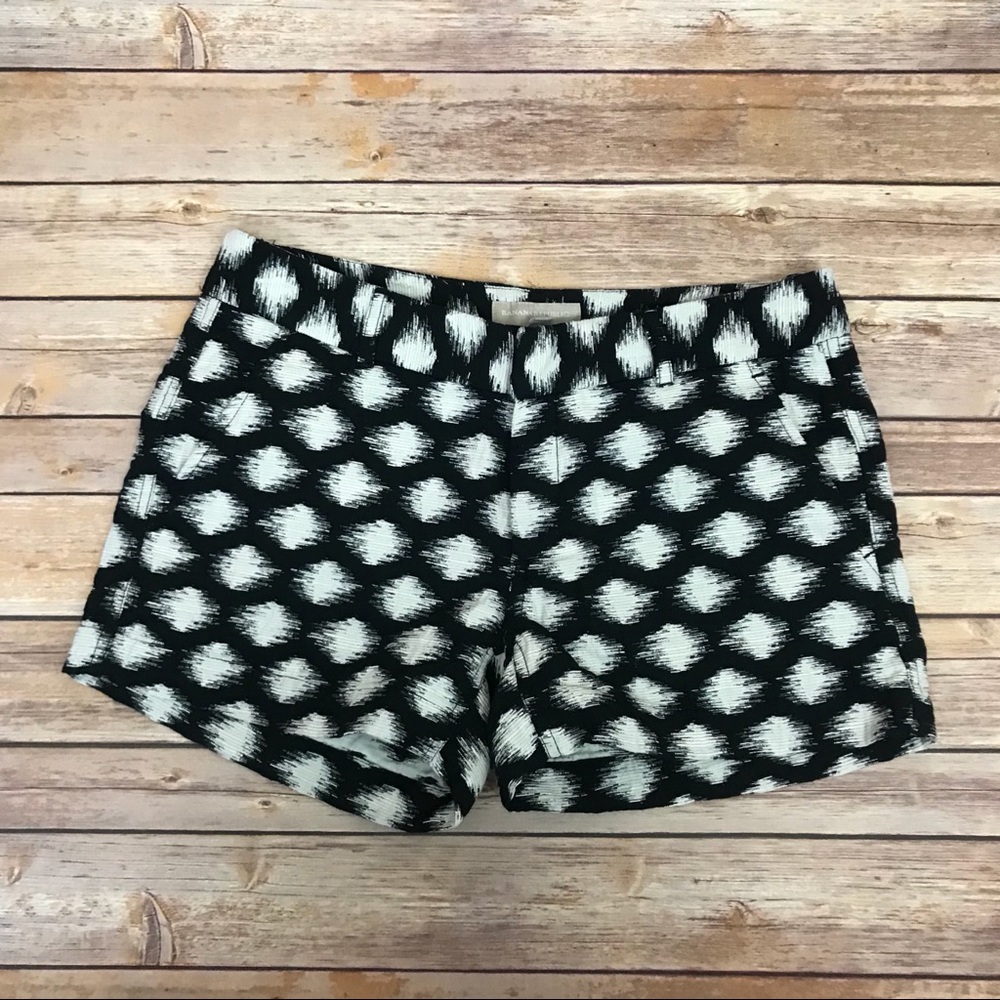 Banana Republic Black and White Shorts Size 4